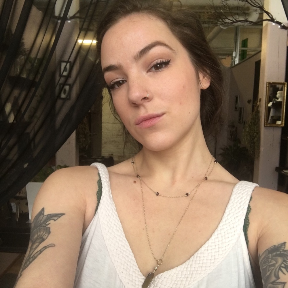 Meet your Posher, Nicole